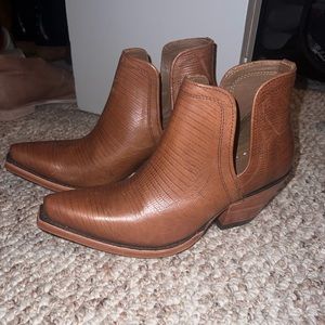 Womens Ariat boots